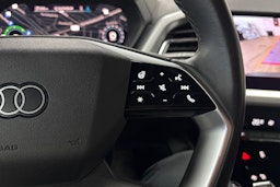 Harmaa Audi Q4 e-tron 2025 kuva 18.