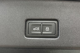 Harmaa Audi Q4 e-tron 2025 kuva 33.