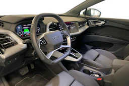 harmaa Audi Q4 e-tron 2025 kuva 3.