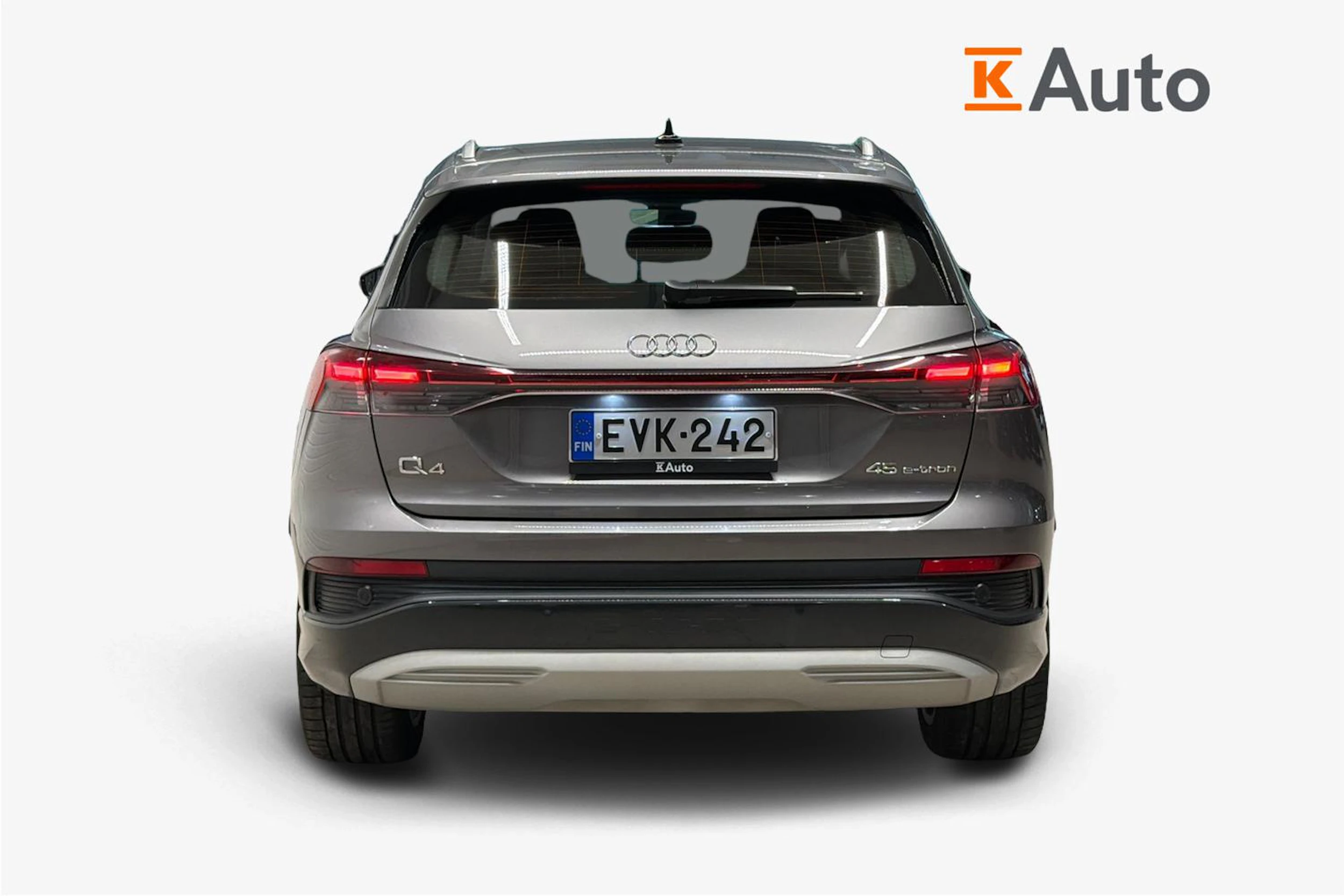 harmaa Audi Q4 e-tron 2025 kuva 4.