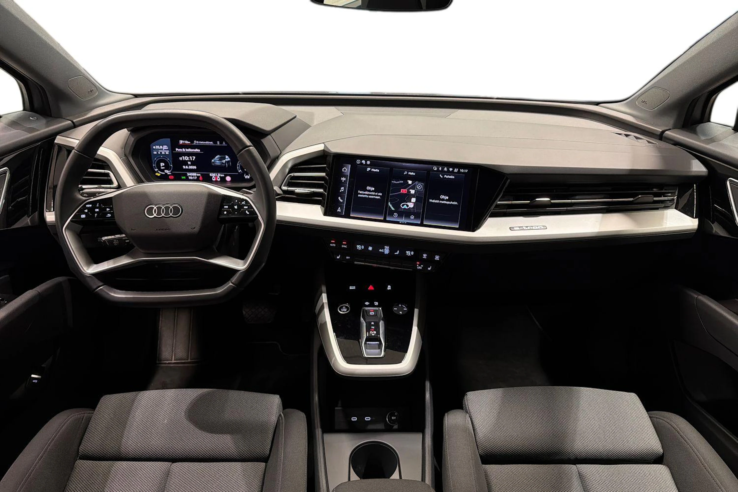 harmaa Audi Q4 e-tron 2025 kuva 9.