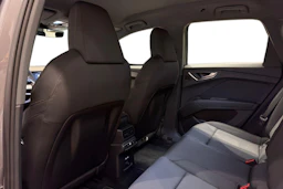 harmaa Audi Q4 e-tron 2025 kuva 11.