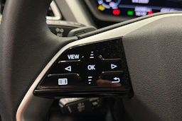 harmaa Audi Q4 e-tron 2025 kuva 17.
