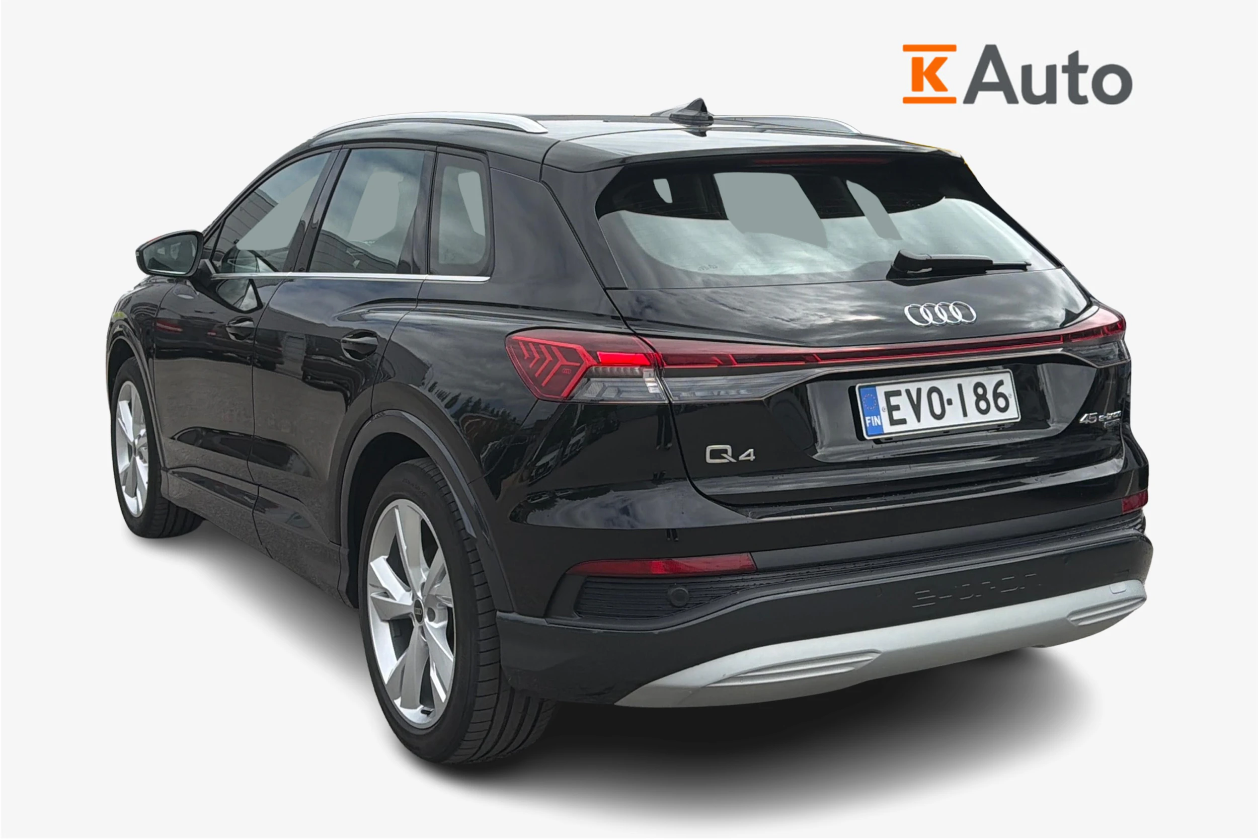 musta Audi Q4 e-tron 2025 kuva 2.