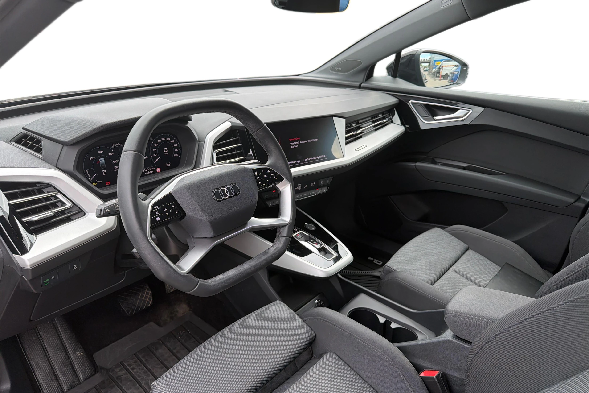 musta Audi Q4 e-tron 2025 kuva 3.