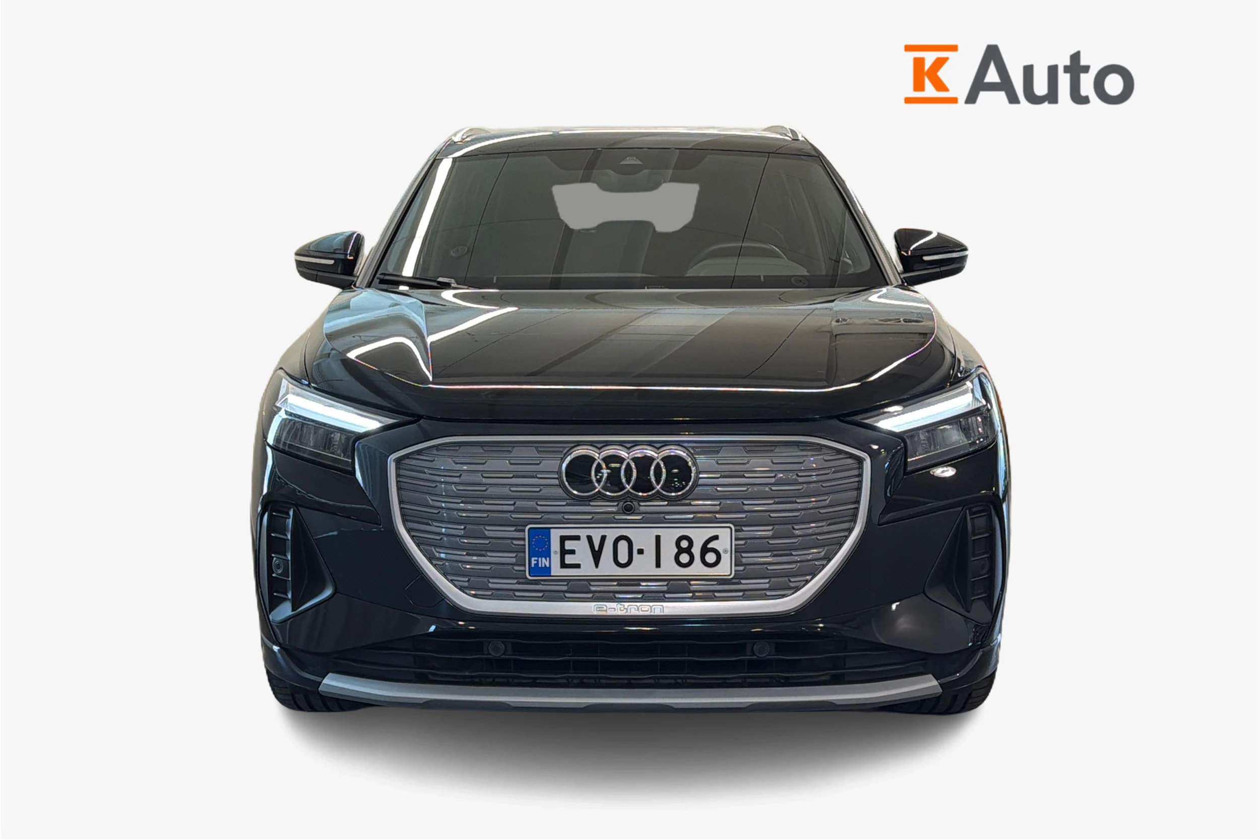 musta Audi Q4 e-tron 2025 kuva 5.