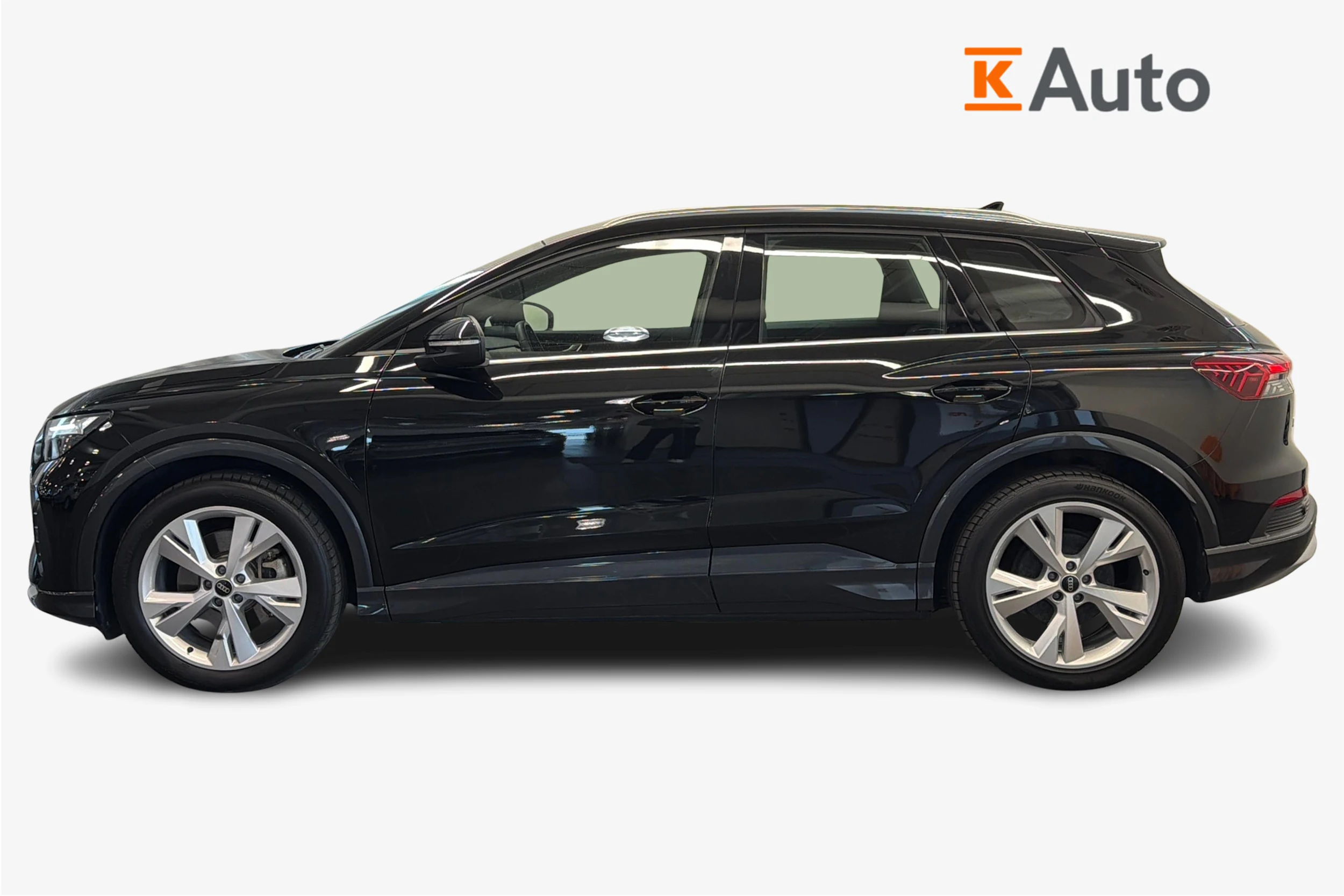 musta Audi Q4 e-tron 2025 kuva 7.