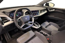 musta Audi Q4 e-tron 2025 kuva 8.