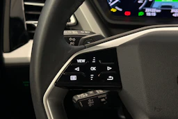 musta Audi Q4 e-tron 2025 kuva 22.