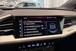 musta Audi Q4 e-tron 2025 kuva 35.