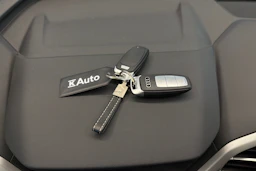 musta Audi Q4 e-tron 2025 kuva 39.