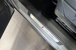 harmaa Audi Q4 e-tron 2025 kuva 14.