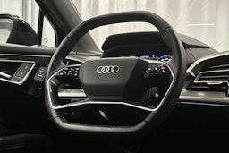 musta Audi Q4 e-tron 2025 kuva 20.