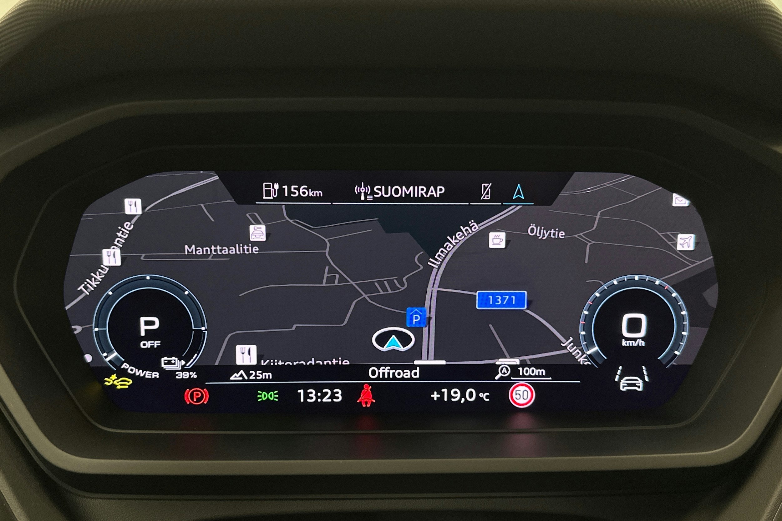 musta Audi Q4 e-tron 2025 kuva 24.