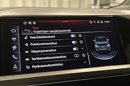 musta Audi Q4 e-tron 2025 kuva 32.
