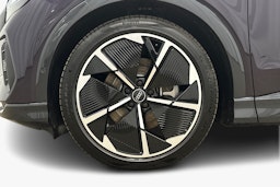 violetti Audi Q4 e-tron 2025 kuva 11.