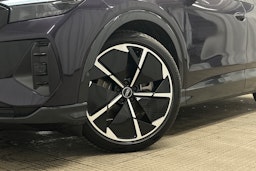 violetti Audi Q4 e-tron 2025 kuva 12.