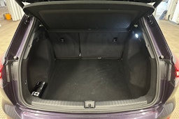 violetti Audi Q4 e-tron 2025 kuva 13.
