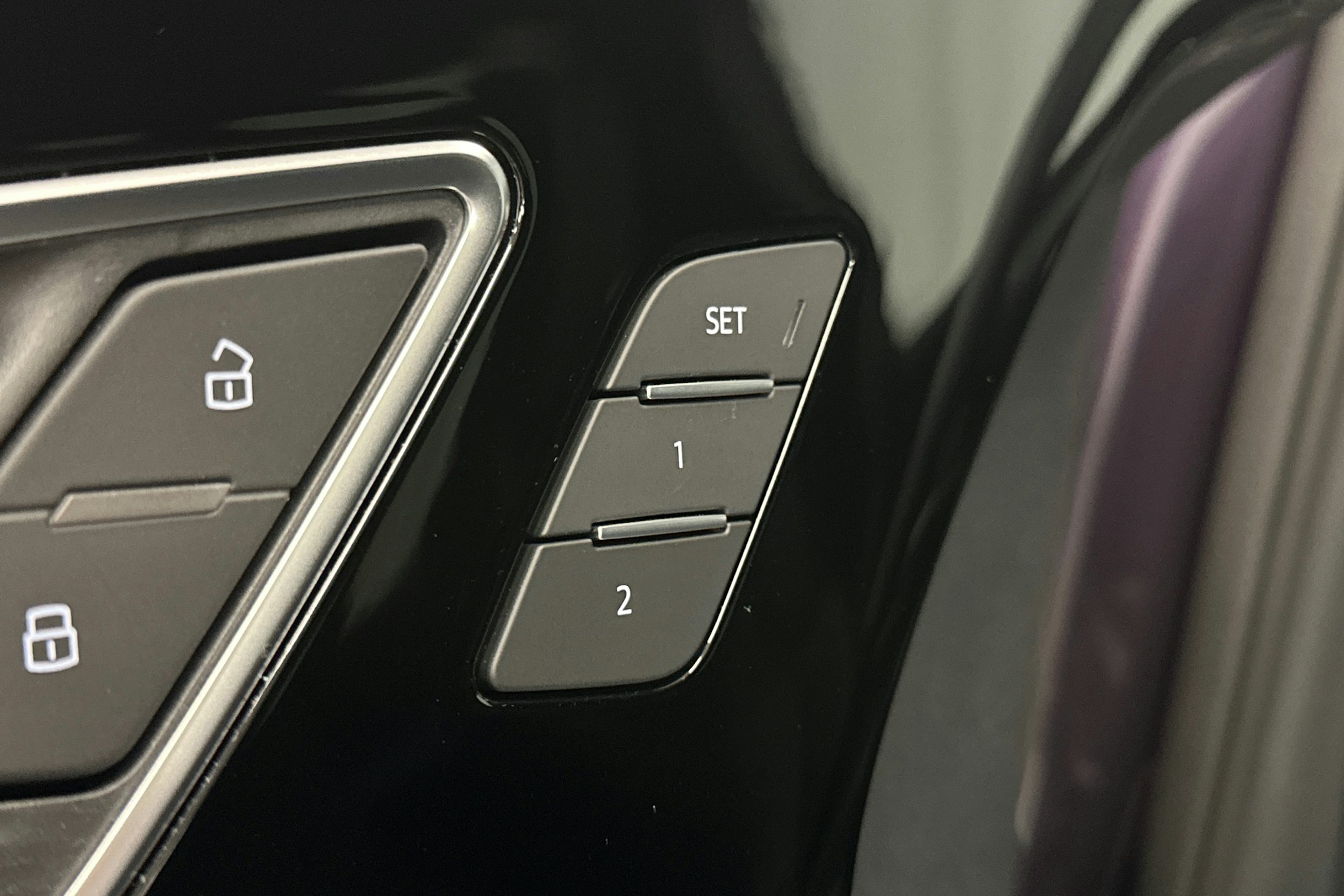 violetti Audi Q4 e-tron 2025 kuva 19.