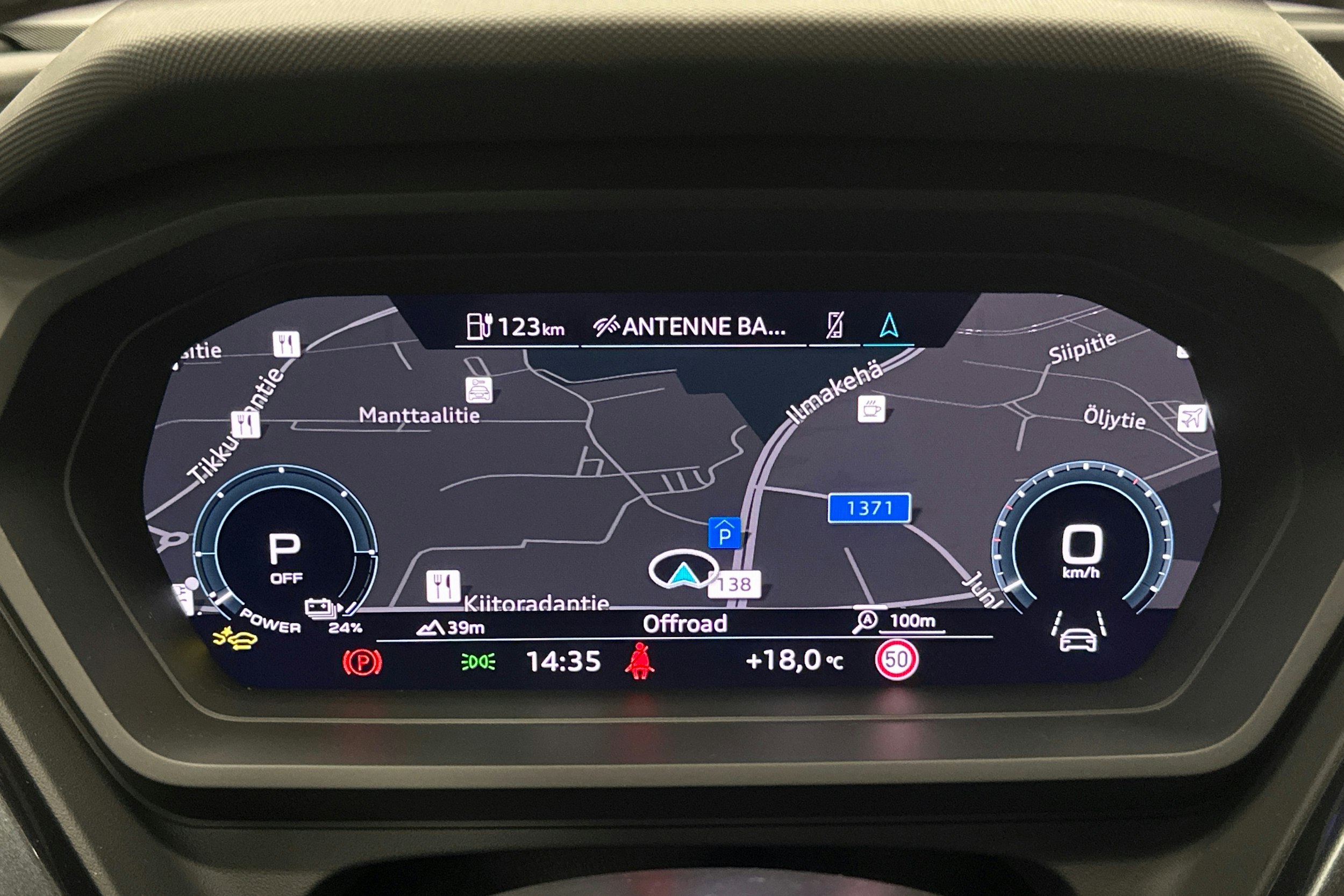 violetti Audi Q4 e-tron 2025 kuva 24.