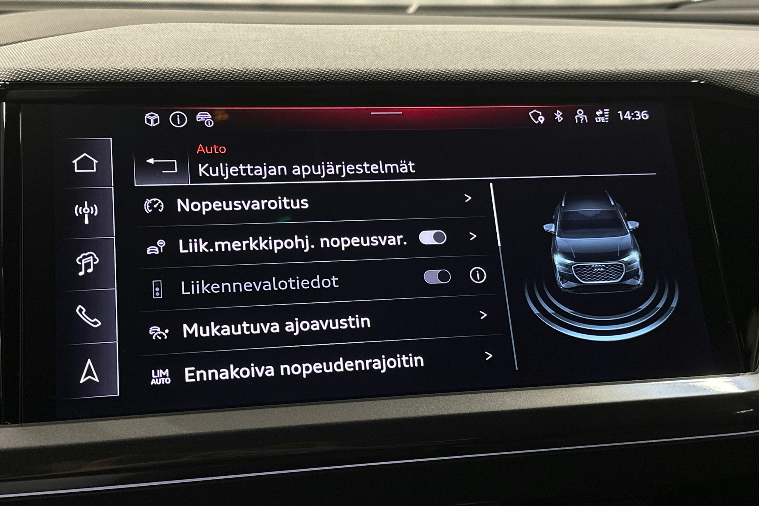 violetti Audi Q4 e-tron 2025 kuva 30.