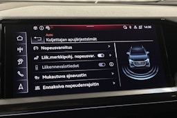 violetti Audi Q4 e-tron 2025 kuva 30.
