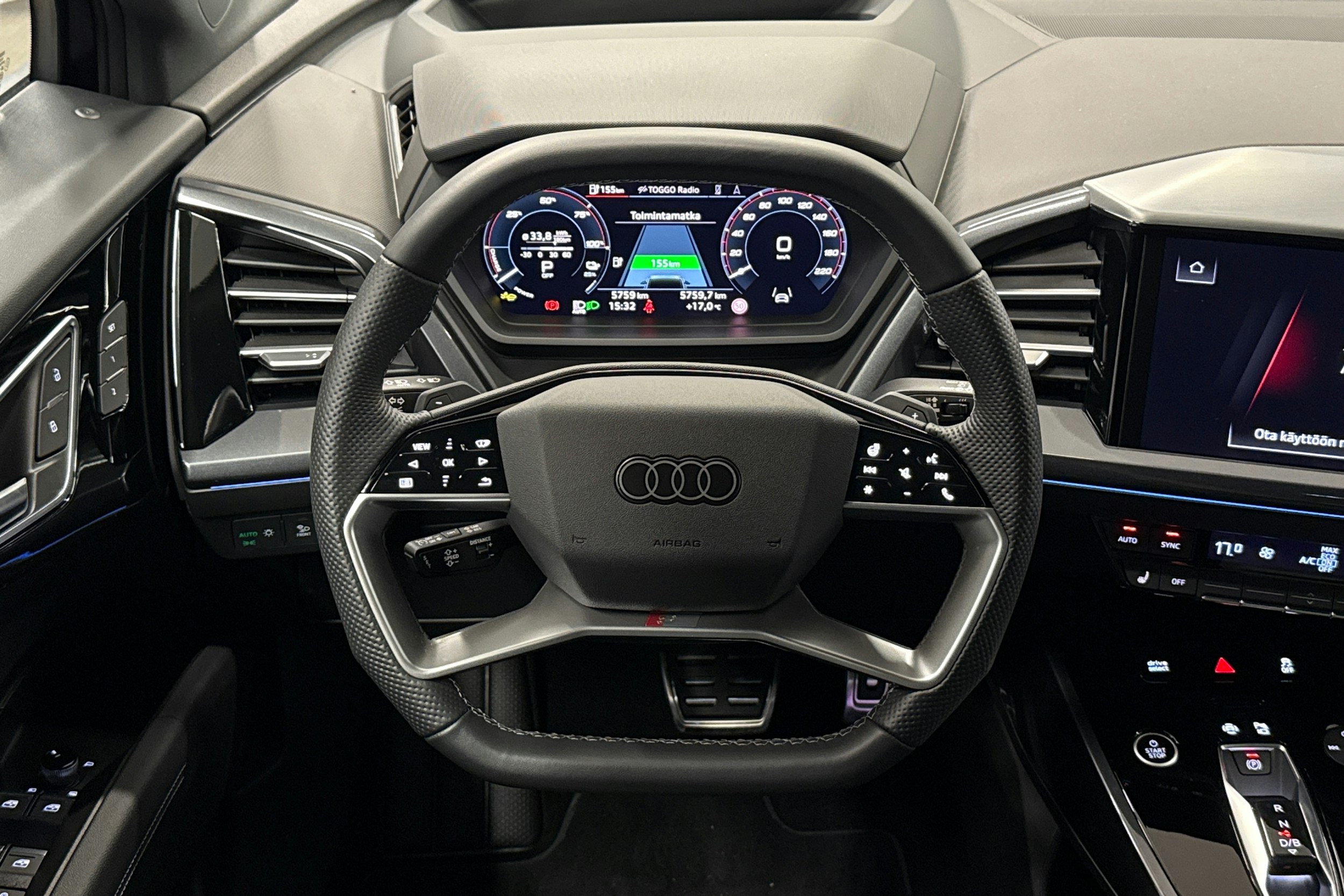 violetti Audi Q4 e-tron 2025 kuva 11.