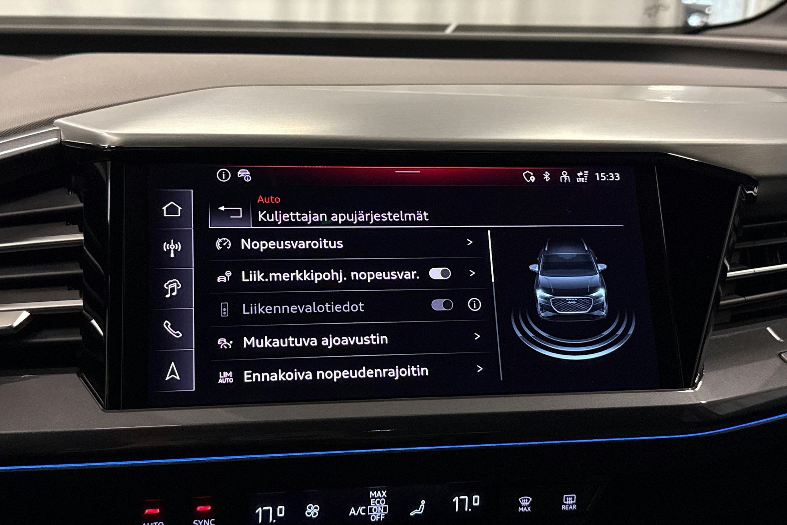 violetti Audi Q4 e-tron 2025 kuva 18.
