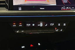 violetti Audi Q4 e-tron 2025 kuva 21.