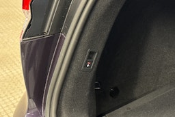 violetti Audi Q4 e-tron 2025 kuva 27.
