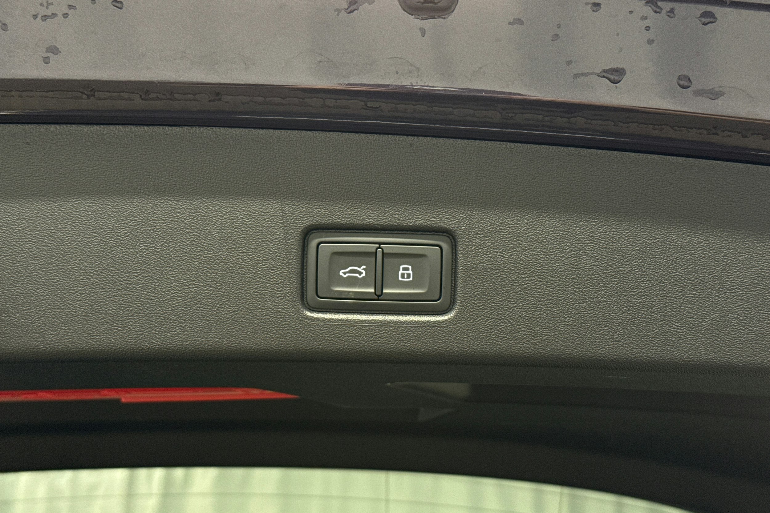 violetti Audi Q4 e-tron 2025 kuva 28.