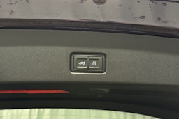 violetti Audi Q4 e-tron 2025 kuva 28.