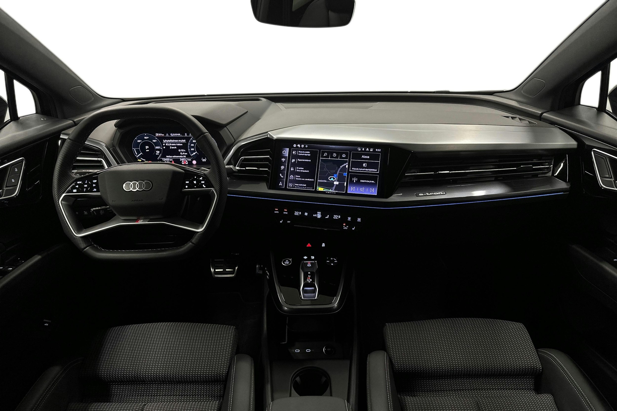 violetti Audi Q4 e-tron 2025 kuva 9.