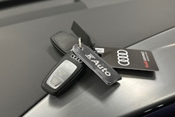 violetti Audi Q4 e-tron 2025 kuva 35.
