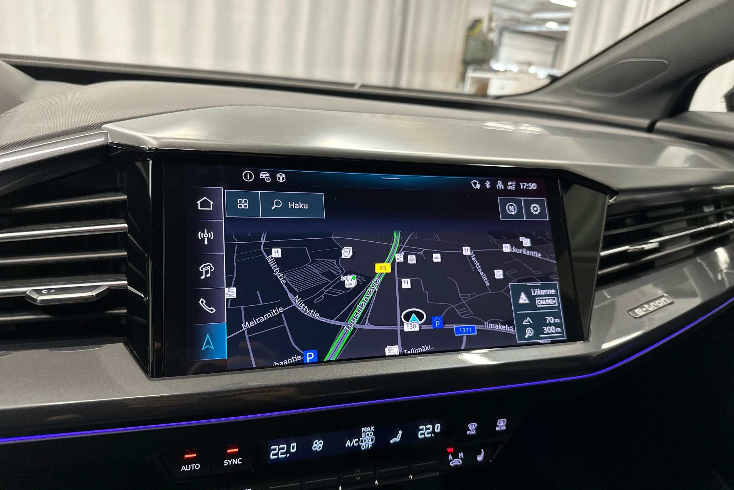 violetti Audi Q4 e-tron 2025 kuva 20.