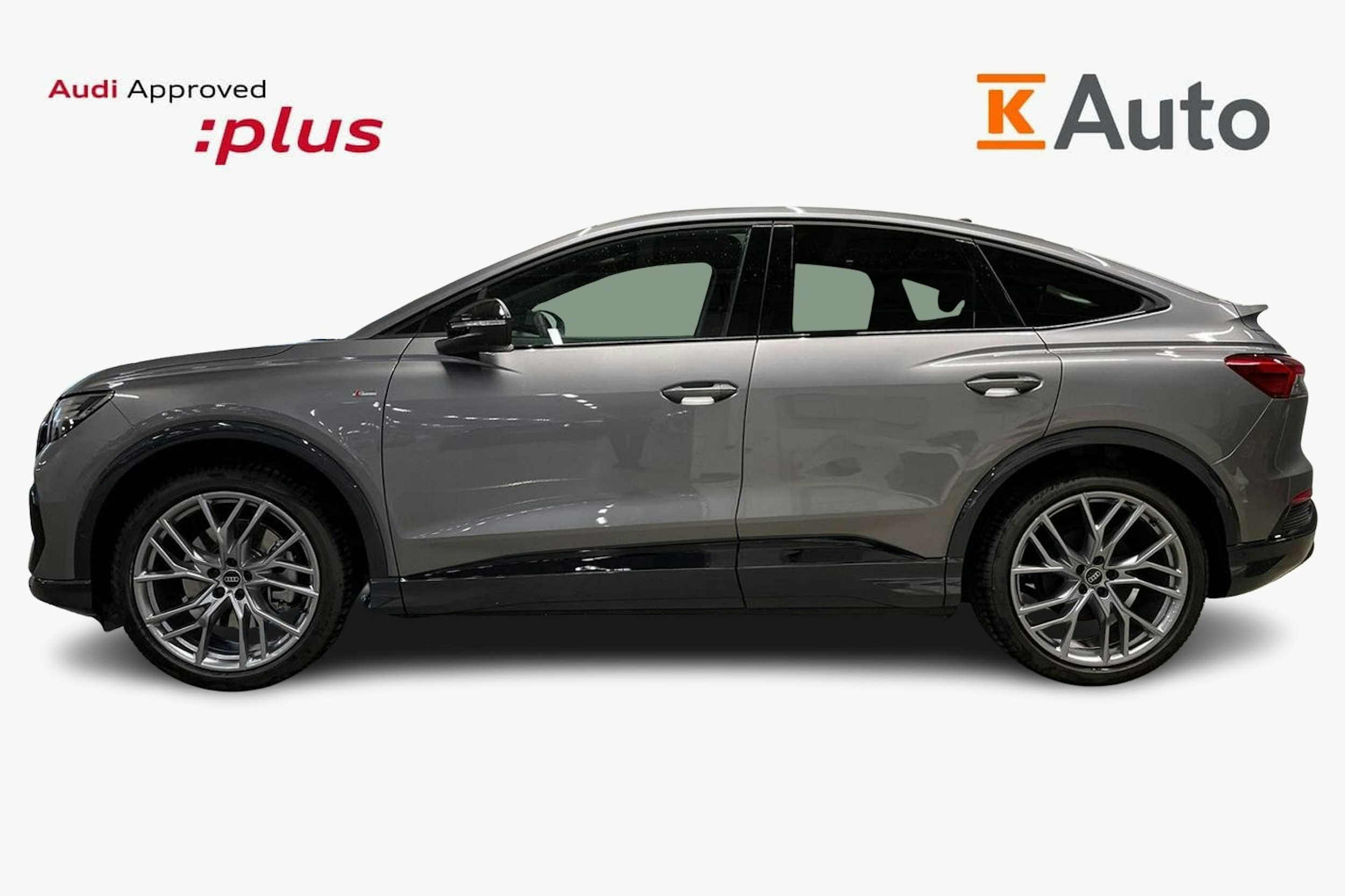 harmaa Audi Q4 e-tron 2025 kuva 6.
