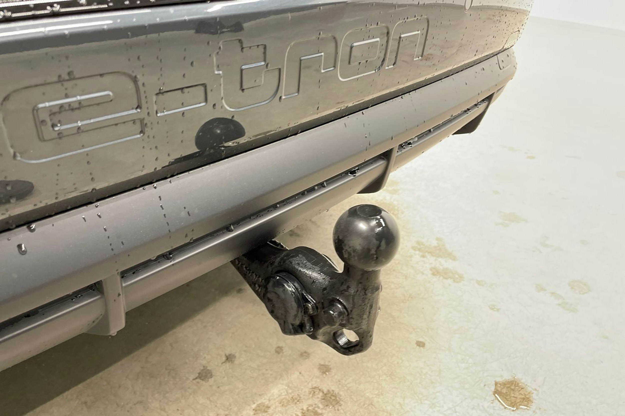 harmaa Audi Q4 e-tron 2025 kuva 32.