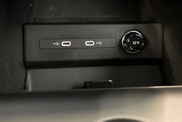 mythos musta Audi Q4 e-tron 2025 kuva 27.