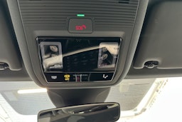 mythos musta Audi Q4 e-tron 2025 kuva 28.