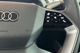 harmaa Audi Q4 e-tron 2025 kuva 14.