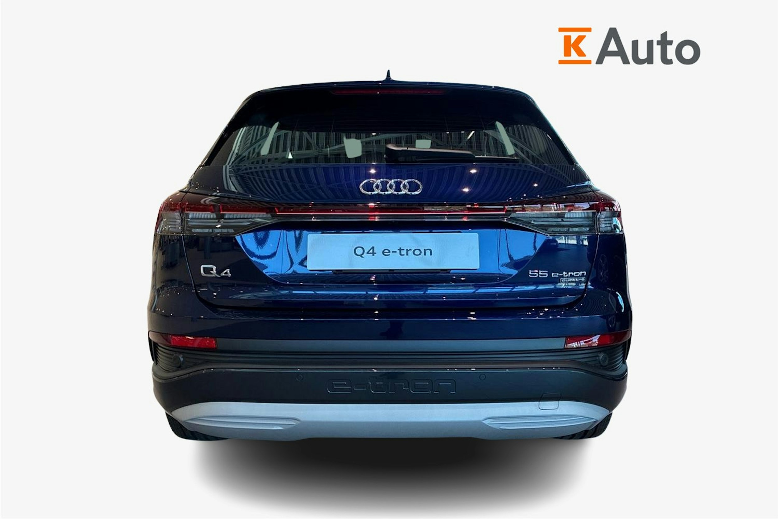 sininen Audi Q4 e-tron 2025 kuva 3.