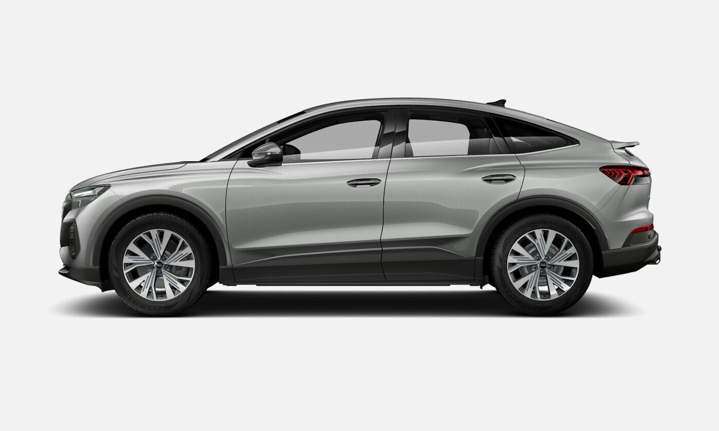 taifun harmaa Audi Q4 e-tron 2025 kuva 5.