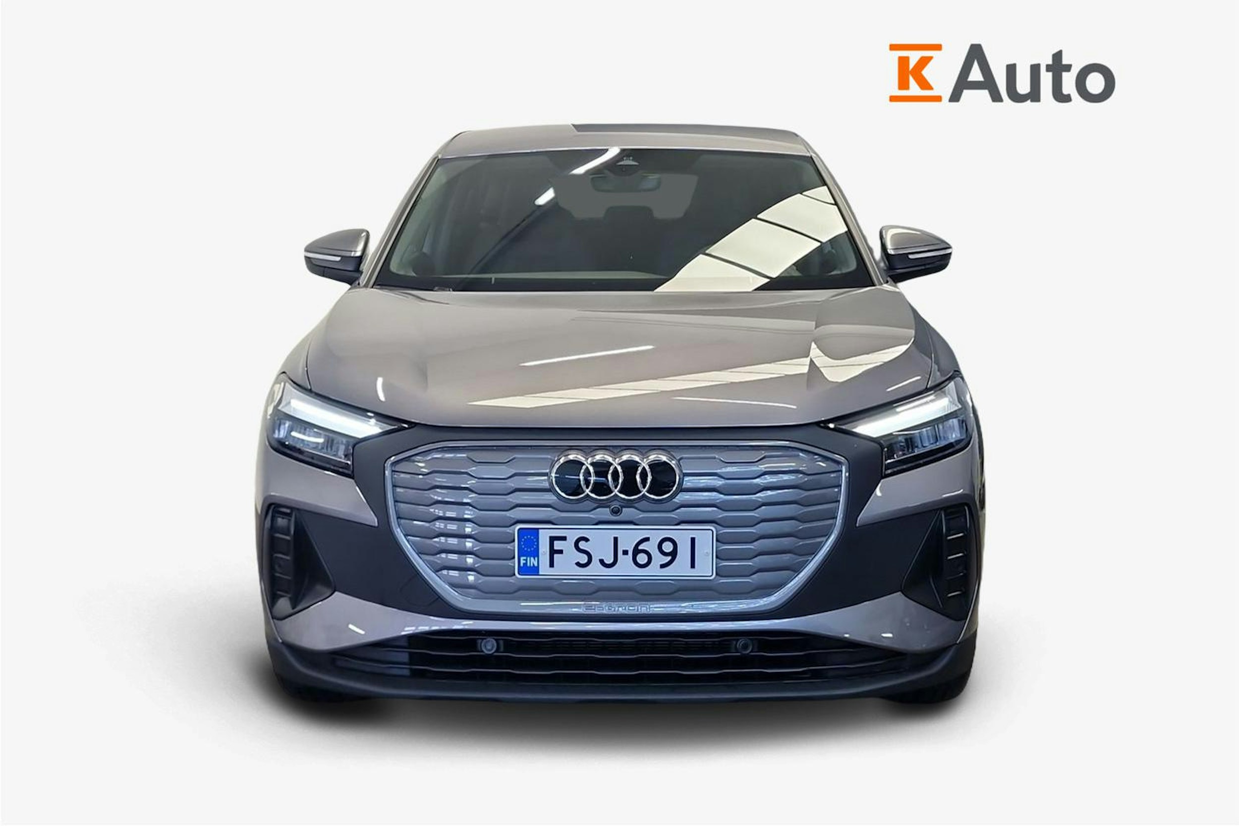 taifun harmaa Audi Q4 e-tron 2025 kuva 11.