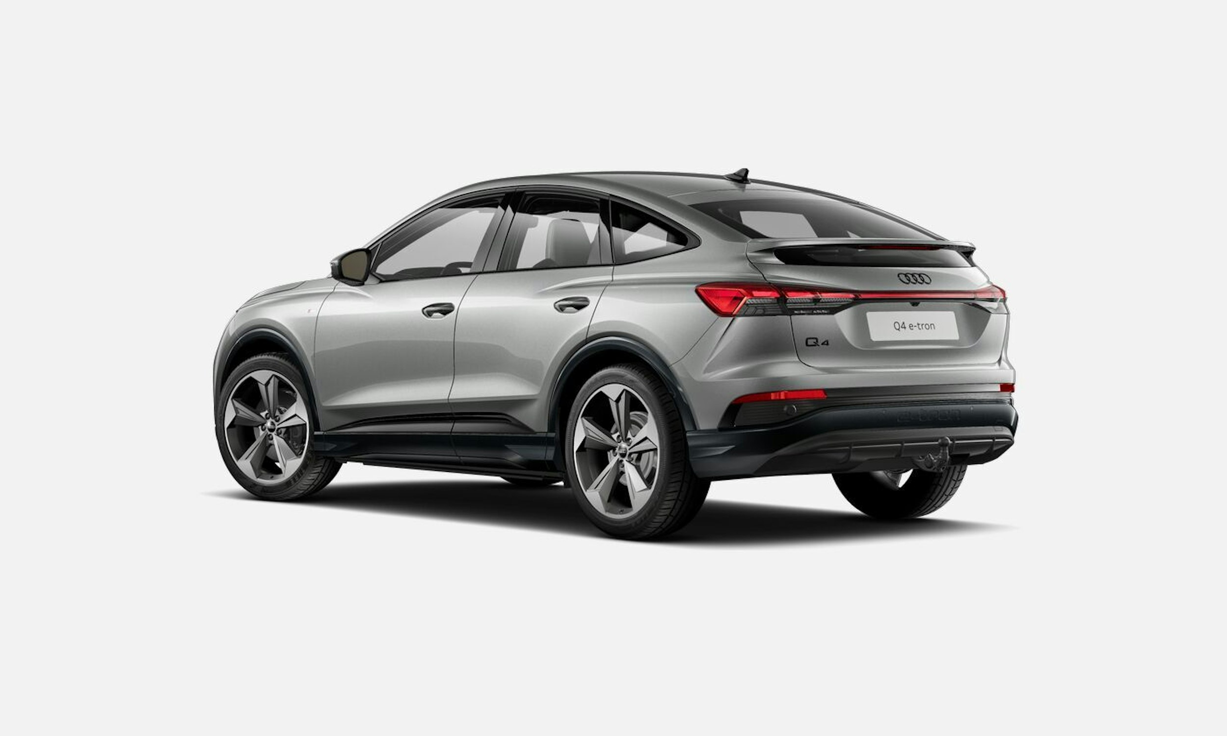harmaa Audi Q4 e-tron 2025 kuva 3.