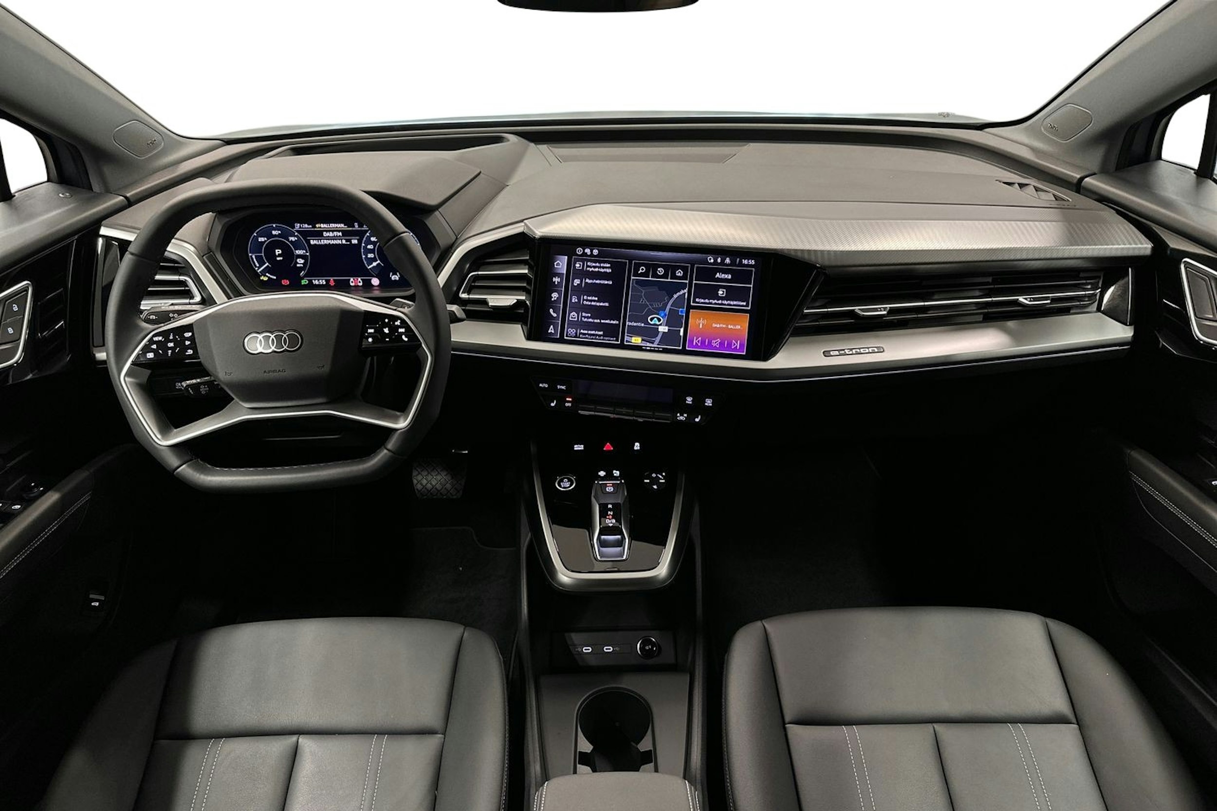 sininen Audi Q4 e-tron 2025 kuva 7.