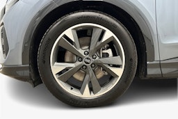sininen Audi Q4 e-tron 2025 kuva 9.