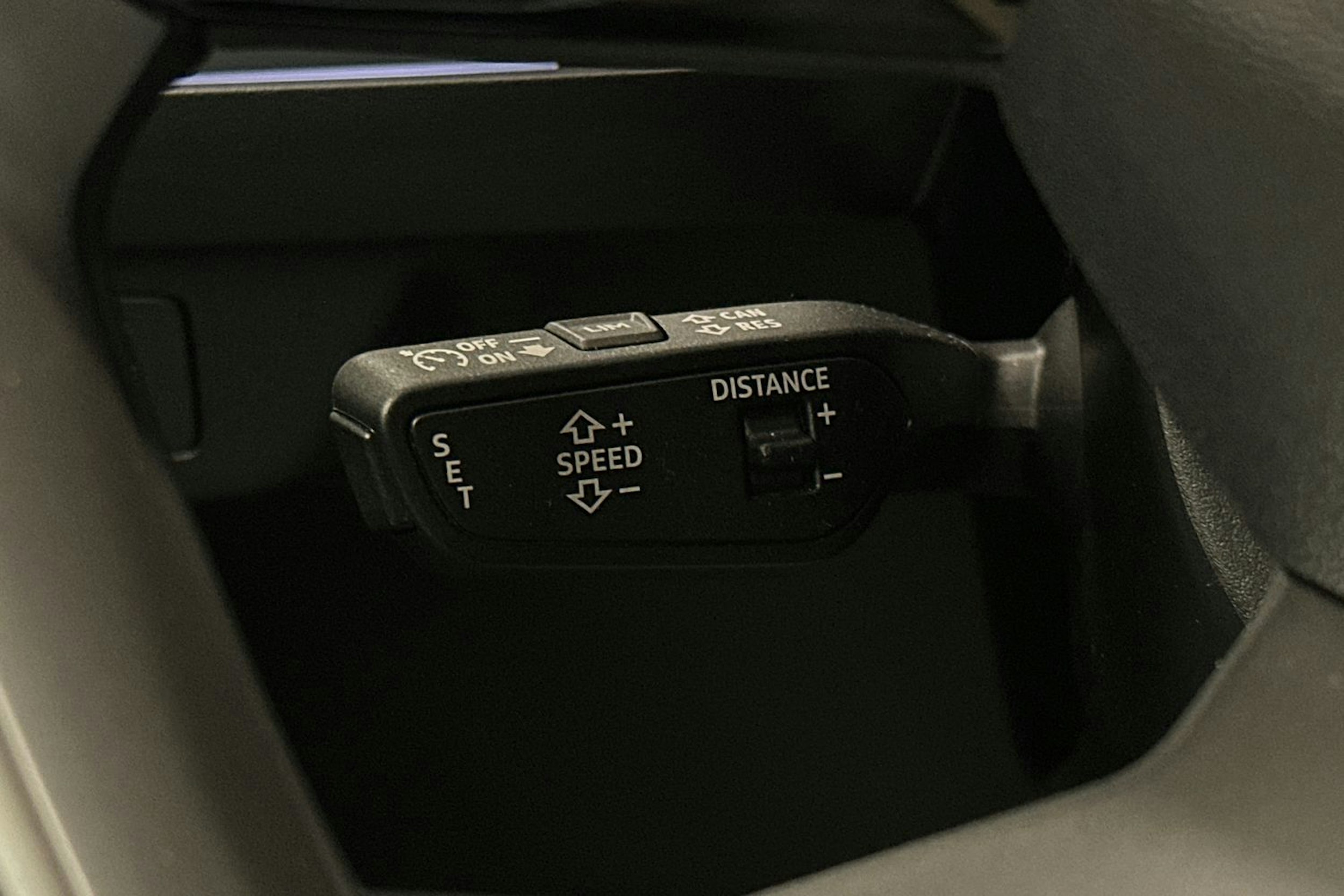 musta Audi Q4 e-tron 2025 kuva 22.