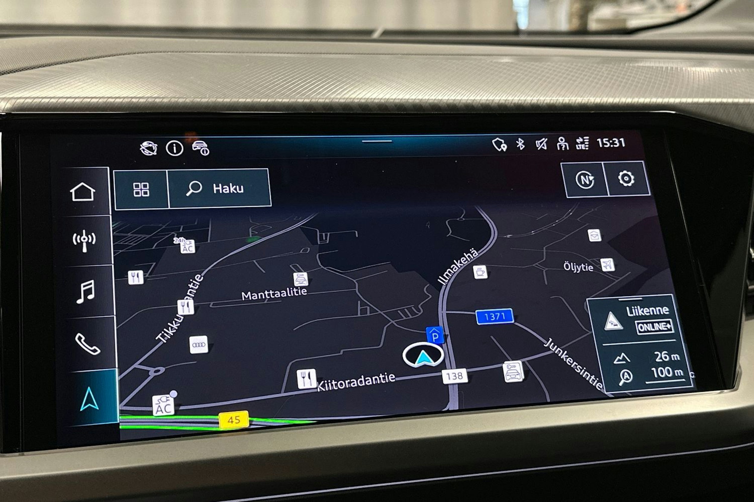 musta Audi Q4 e-tron 2025 kuva 26.