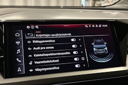 musta Audi Q4 e-tron 2025 kuva 30.