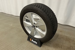 violetti Audi Q4 e-tron 2025 kuva 12.